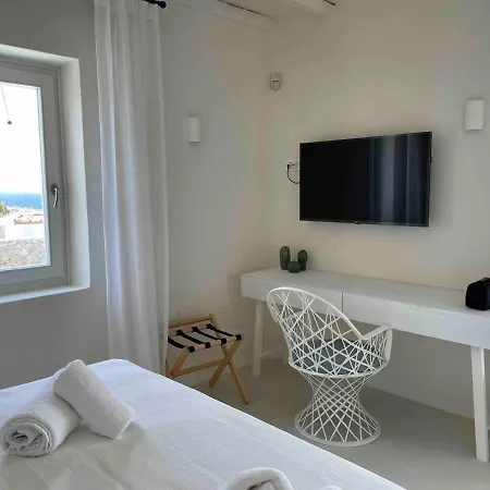 Bright New 6-bed With Pool, Gym, Sea Views Вилла Mykonos Town