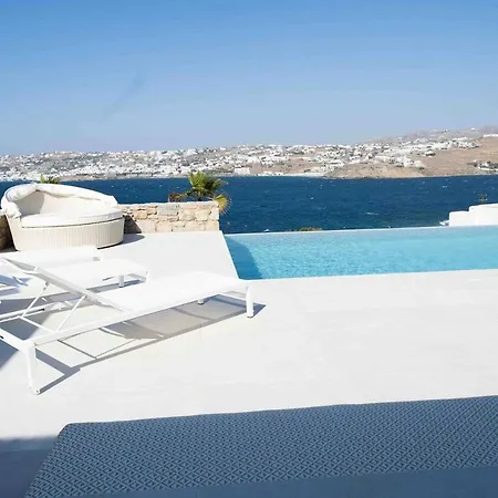 Bright New 6-bed With Pool, Gym, Sea Views Mykonos Town