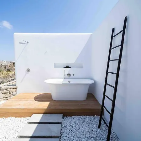 Вилла Bright New 6-bed With Pool, Gym, Sea Views Mykonos Town