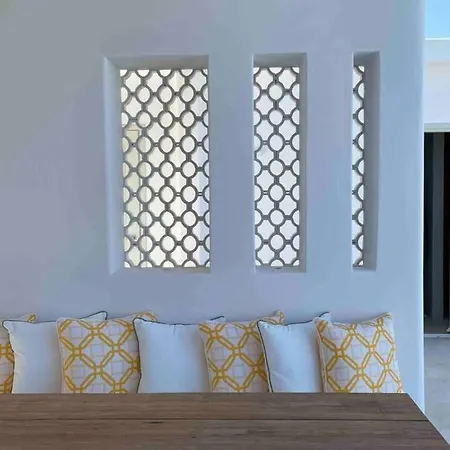 Bright New 6-bed With Pool, Gym, Sea Views Villa